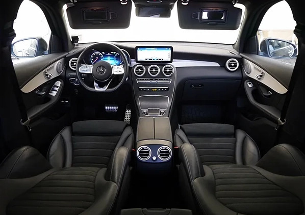 Mercedes-Benz GLC cena 215900 przebieg: 60870, rok produkcji 2021 z Małogoszcz małe 781